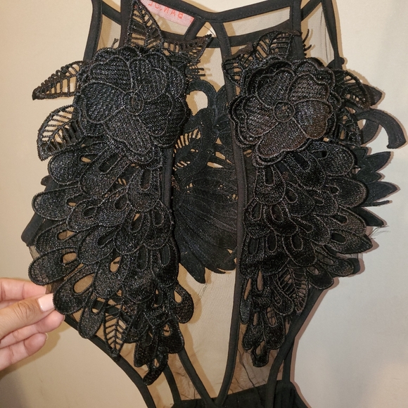 Akira Black Mesh Black Floral Applique Bod… - Picture 5 of 6